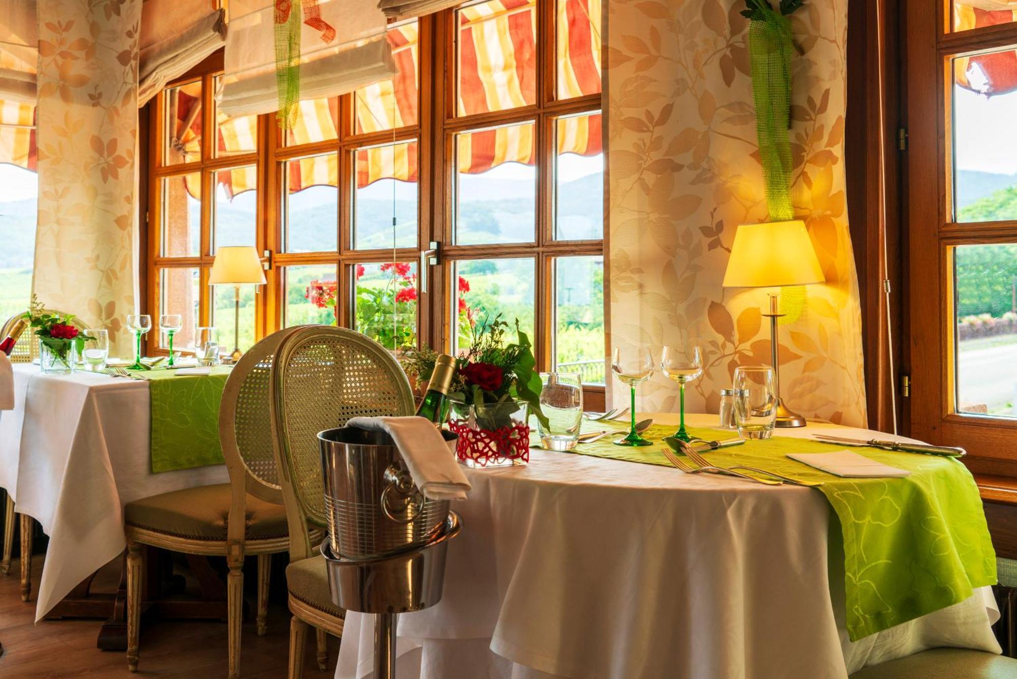 Hotel Munsch Restaurant & Wellness, Colmar Nord - Haut-Koenigsbourg Saint-Hippolyte  Exterior photo