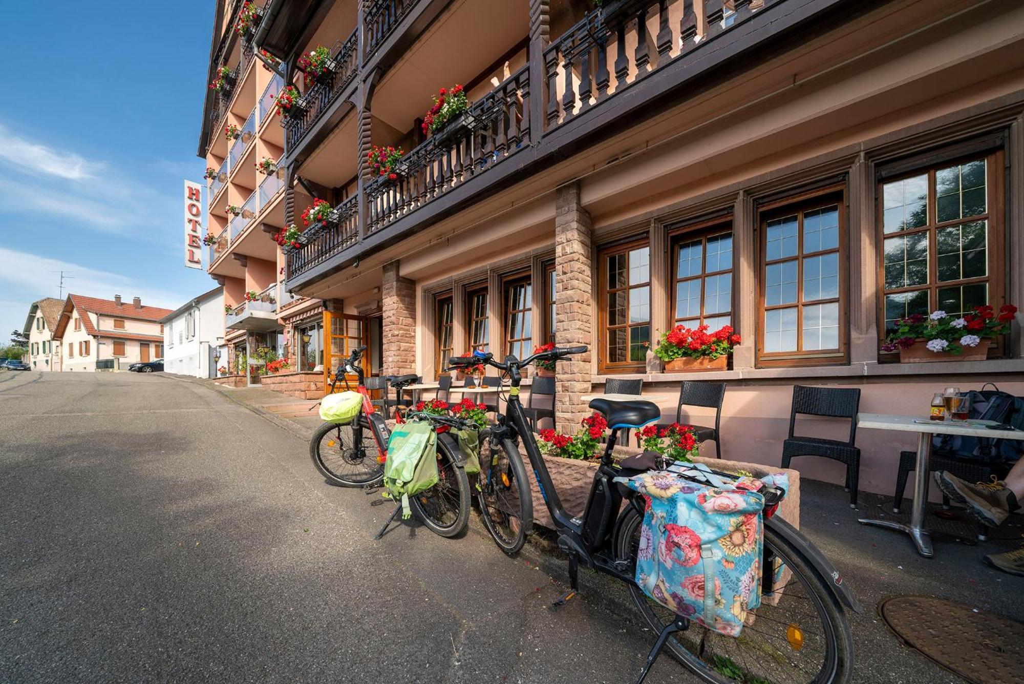 Hotel Munsch Restaurant & Wellness, Colmar Nord - Haut-Koenigsbourg Saint-Hippolyte  Exterior photo